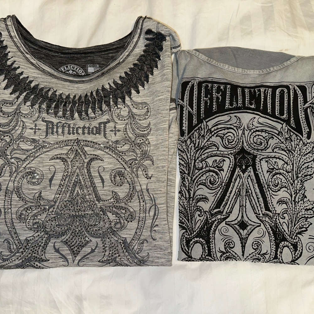 Affliction Gray Graphic Tee with Black Accents